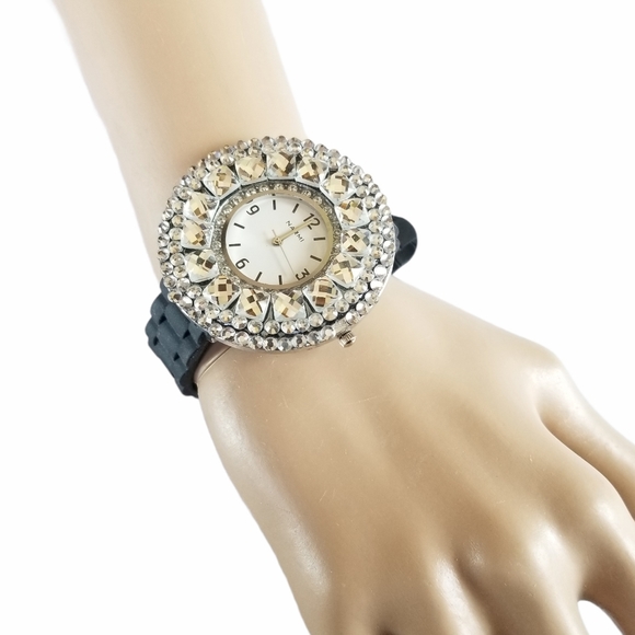Narmi Crystal Rhinestone Silicone Band Watch - Picture 11 of 12